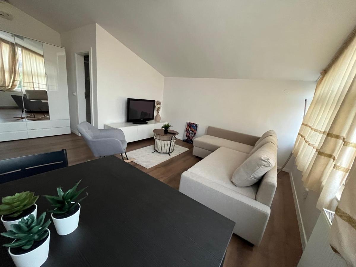 Studio Apartment Elena 자다르 외부 사진